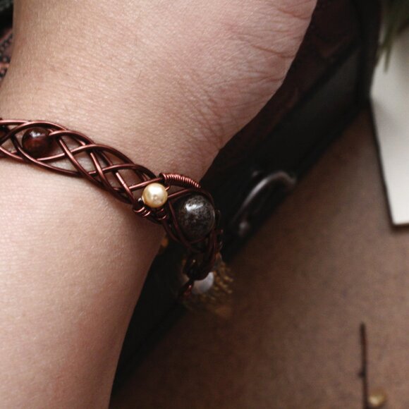 Wire Celtic Cuff Bracelet - Picture 6 of 8